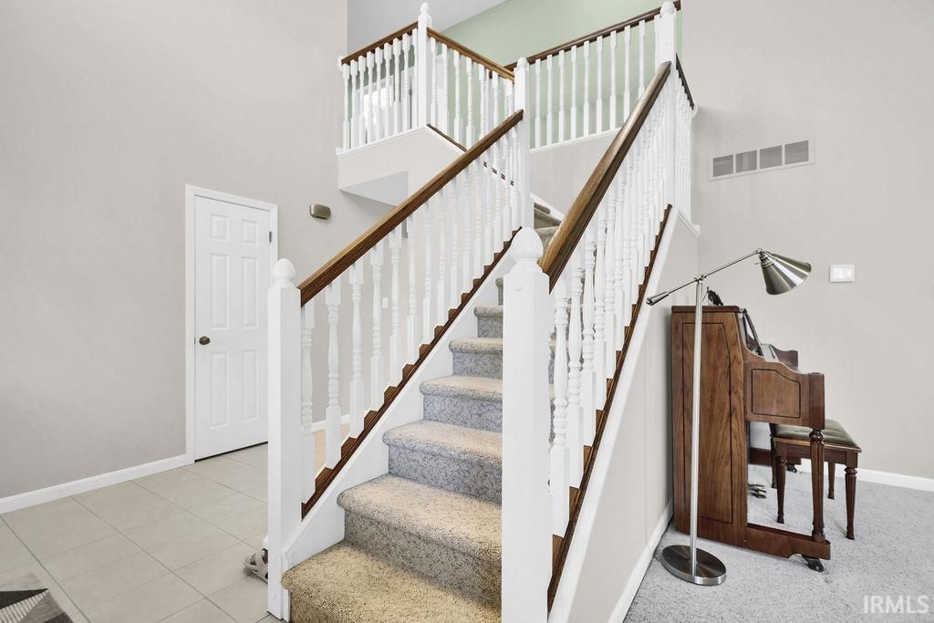 Photo of 2512 E Caray Court, Bloomington, IN 47401 (MLS # 202608119)