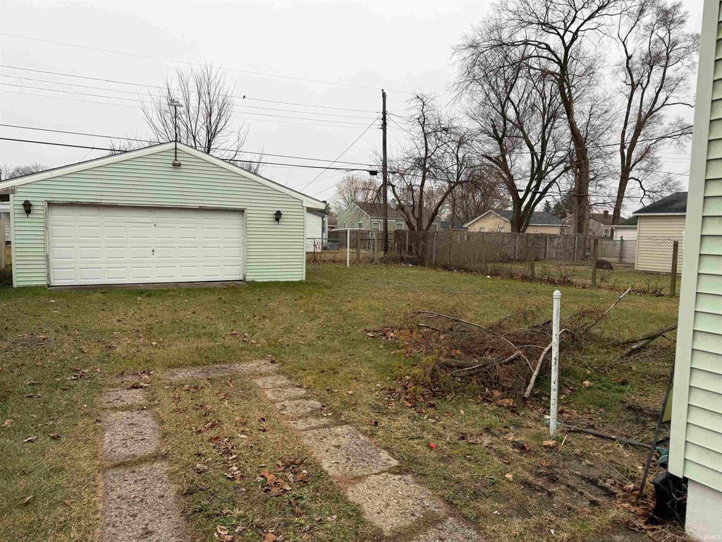 Photo of 212 N Gladstone Avenue, South Bend, IN 46619 (MLS # 202549722)