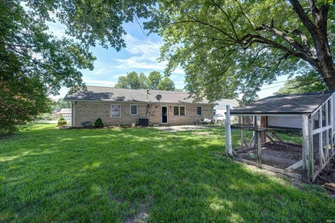 Tiny photo for 2621 Meadow Lark Lane, Evansville, IN 47720 (MLS # 202622032)