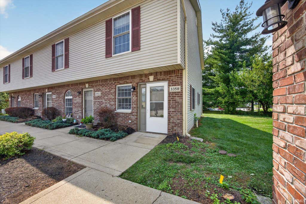 Photo of 3350 S Oaklawn Circle, Bloomington, IN 47401 (MLS # 202632338)