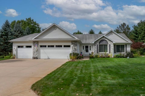 Photo of 53199 Pine Brook Dr. DR, Bristol, IN 46517 (MLS # 202637894)