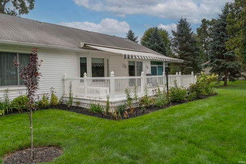 Tiny photo for 53199 Pine Brook Dr. DR, Bristol, IN 46517 (MLS # 202637894)