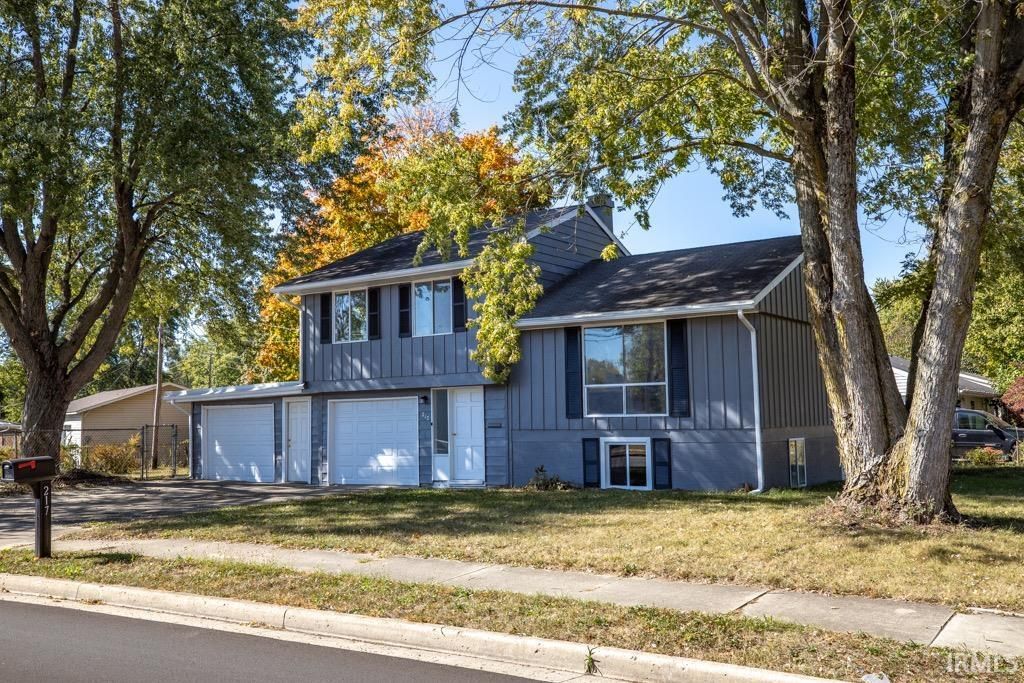 Photo of 217 N 10th Street, Gas City, IN 46933 (MLS # 202541538)