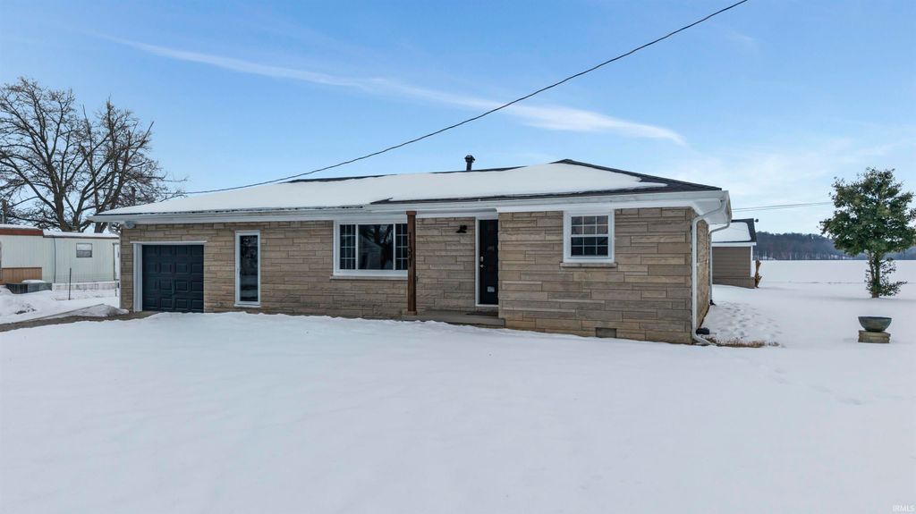 Photo of 11321 North Street, Cynthiana, IN 47612 (MLS # 202603895)