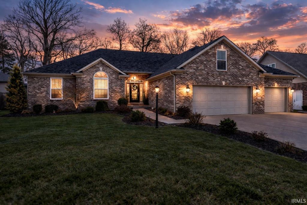 Photo of 4318 Huntington Ridge Circle, Newburgh, IN 47630 (MLS # 202603117)