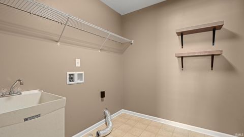 Tiny photo for 5436 W Hoge Drive, Bloomington, IN 47403 (MLS # 202612511)