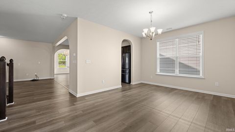 Tiny photo for 5436 W Hoge Drive, Bloomington, IN 47403 (MLS # 202612511)