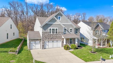 Photo of 5436 W Hoge Drive, Bloomington, IN 47403 (MLS # 202612511)