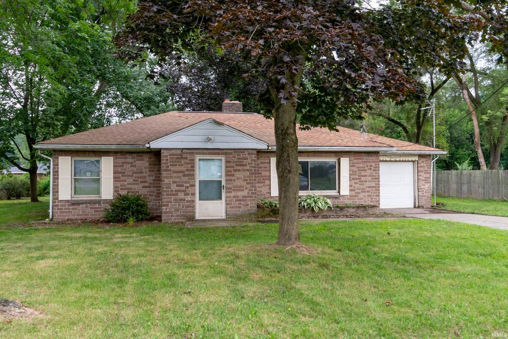 Photo of 54039 County Road 5 Road, Elkhart, IN 46514 (MLS # 202632749)
