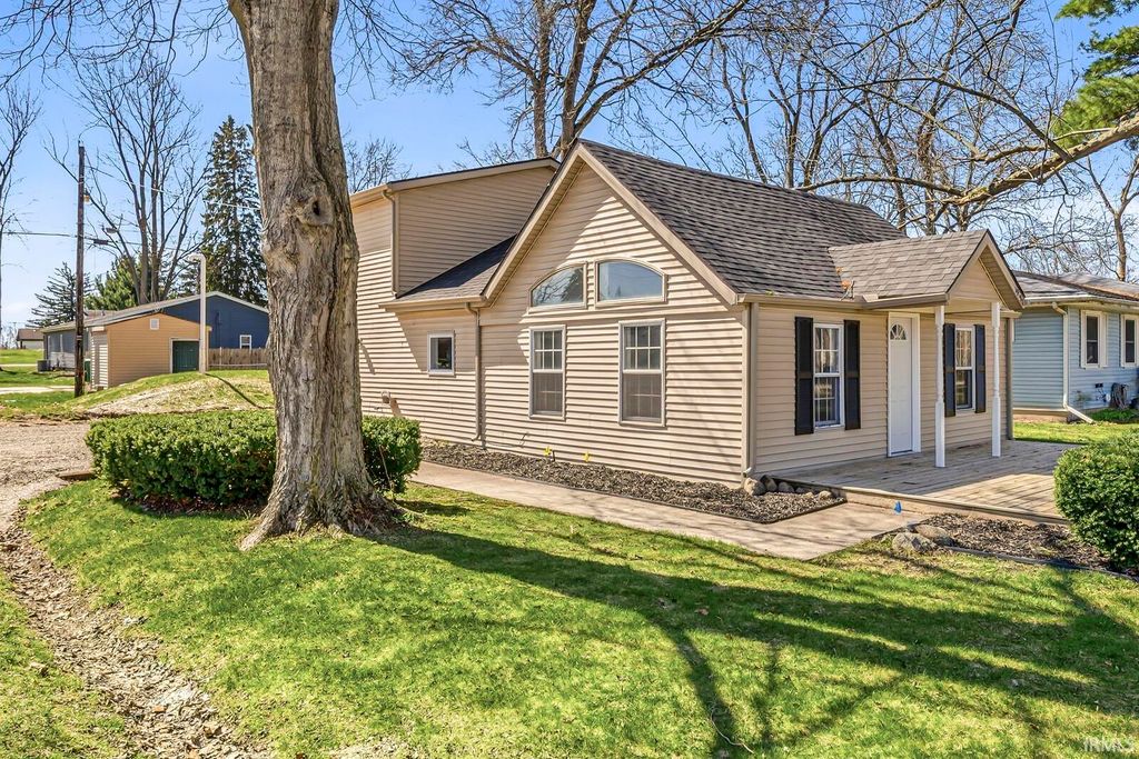 Photo of 19598 Yoder Street, South Bend, IN 46614 (MLS # 202610502)