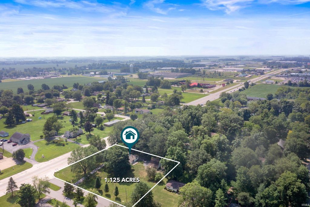 Photo of 4005 S Memorial Drive, New Castle, IN 47362 (MLS # 202600806)