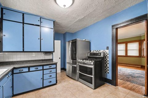 Tiny photo for 141 Gage Avenue, Elkhart, IN 46516 (MLS # 202630121)