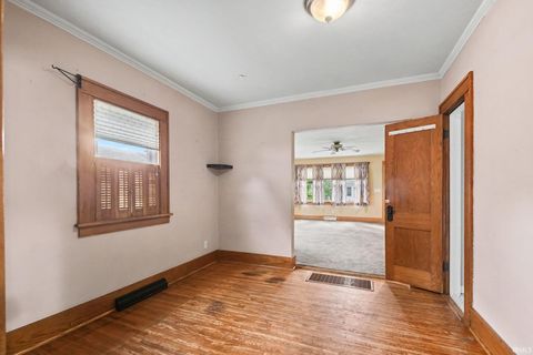 Tiny photo for 141 Gage Avenue, Elkhart, IN 46516 (MLS # 202630121)