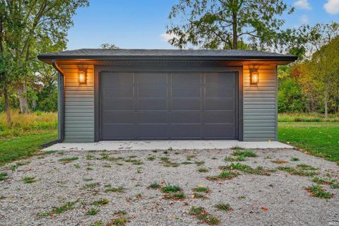 Tiny photo for 4127 N US 35 Highway, Logansport, IN 46978 (MLS # 202542361)