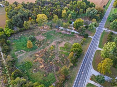 Tiny photo for 4127 N US 35 Highway, Logansport, IN 46978 (MLS # 202542361)