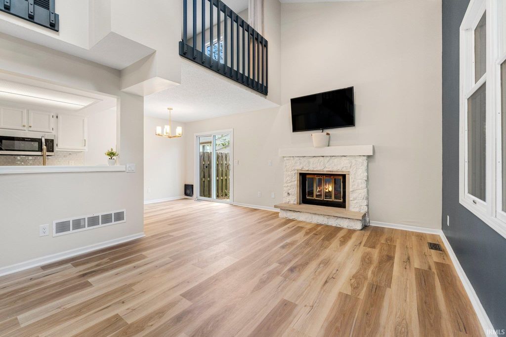 Photo of 5937 Sawmill Woods Court, Fort Wayne, IN 46835 (MLS # 202603827)