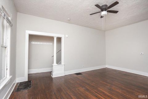 Tiny photo for 519 N 11th Street, Lafayette, IN 47904 (MLS # 202540497)