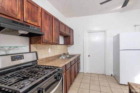Tiny photo for 519 N 11th Street, Lafayette, IN 47904 (MLS # 202540497)