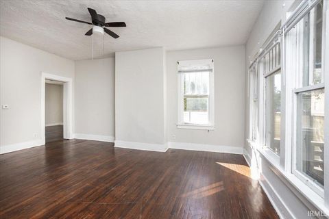Tiny photo for 519 N 11th Street, Lafayette, IN 47904 (MLS # 202540497)