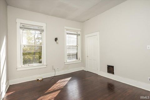 Tiny photo for 519 N 11th Street, Lafayette, IN 47904 (MLS # 202540497)