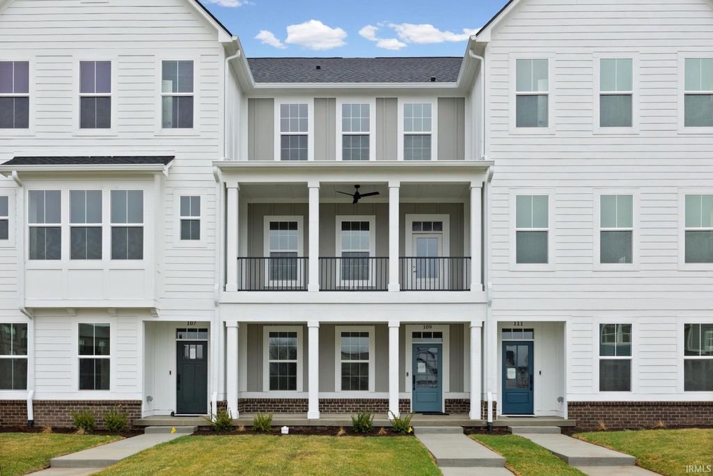 Photo of 109 Parkerwood Lane, West Lafayette, IN 47906 (MLS # 202608827)