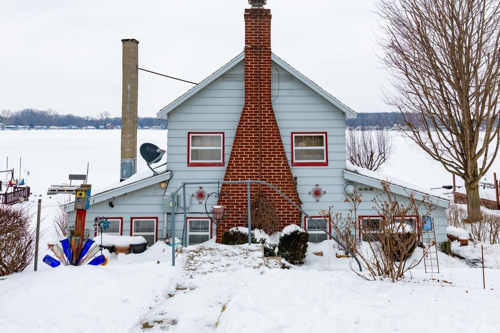 Photo of 11955 W 710 N, Middlebury, IN 46540 (MLS # 202604056)