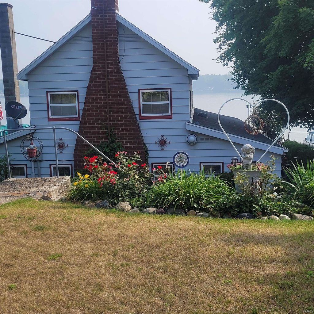 Photo of 11955 W 710 N, Middlebury, IN 46540 (MLS # 202604056)