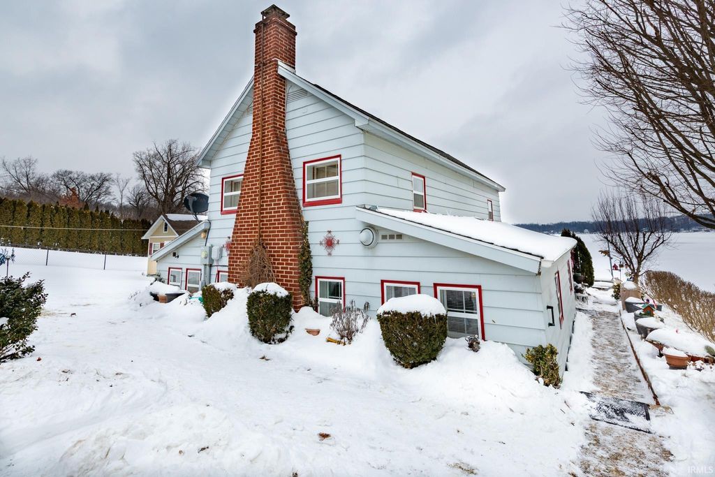 Photo of 11955 W 710 N, Middlebury, IN 46540 (MLS # 202604056)