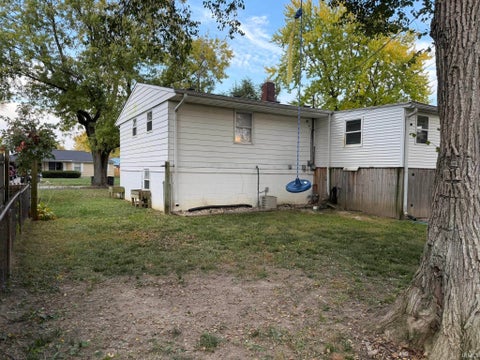 Tiny photo for 2301 Canterbury Drive, Kokomo, IN 46902 (MLS # 202644740)