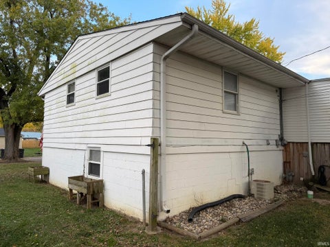 Tiny photo for 2301 Canterbury Drive, Kokomo, IN 46902 (MLS # 202644740)