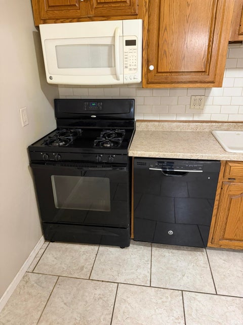 Tiny photo for 2301 Canterbury Drive, Kokomo, IN 46902 (MLS # 202644740)