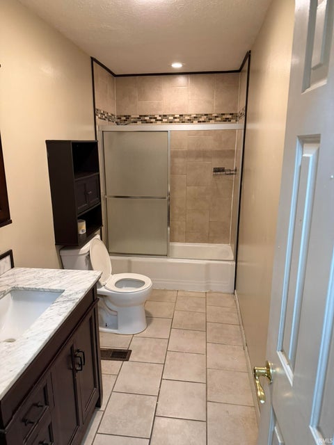 Tiny photo for 2301 Canterbury Drive, Kokomo, IN 46902 (MLS # 202644740)