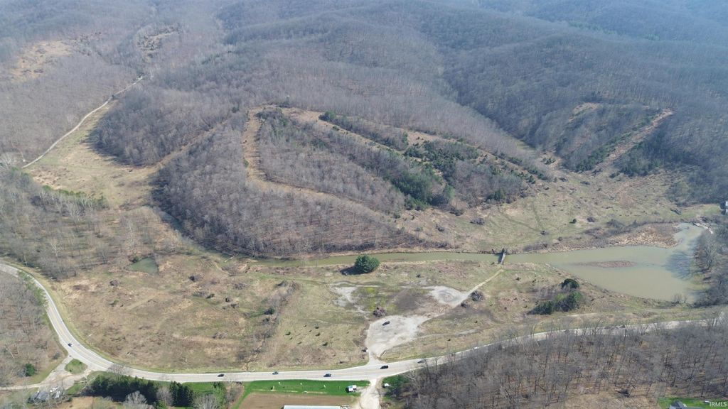 Photo of 2887 W State 46 Road, Nashville, IN 47448 (MLS # 202621099)