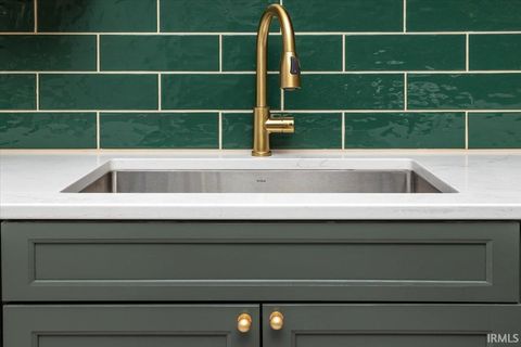 Tiny photo for 802 Columbia Street, Lafayette, IN 47901 (MLS # 202544908)