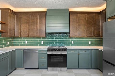 Tiny photo for 802 Columbia Street, Lafayette, IN 47901 (MLS # 202544908)