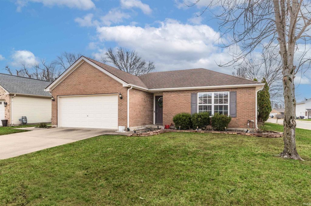 Photo of 4525 Boardwalk Drive, Evansville, IN 47725 (MLS # 202606122)