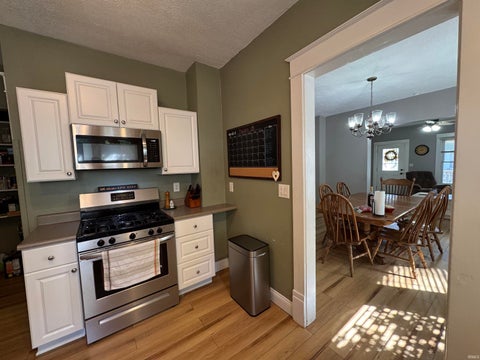 Tiny photo for 1225 N Indiana Avenue, Kokomo, IN 46901 (MLS # 202642781)