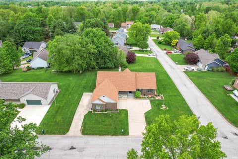 Tiny photo for 4618 W Harvest Lane, Bloomington, IN 47404 (MLS # 202616925)