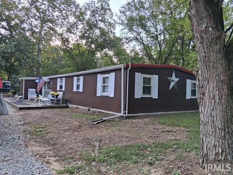 Photo of 3617 Strawberry Lane, Rochester, IN 46975 (MLS # 202537393)