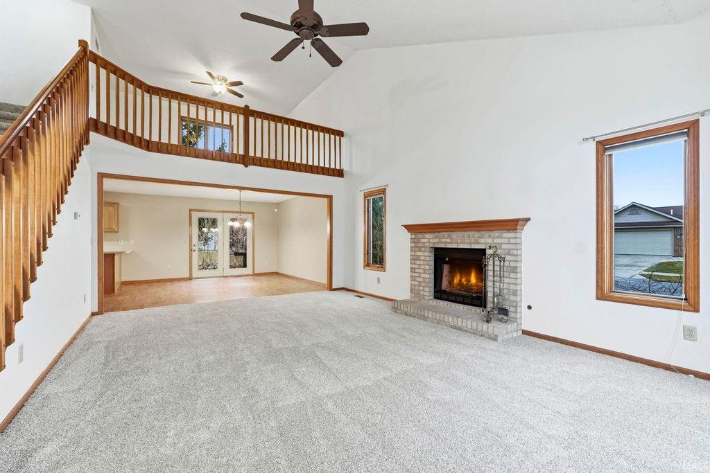 Photo of 9406 Mill Ridge Run, Fort Wayne, IN 46835 (MLS # 202605569)