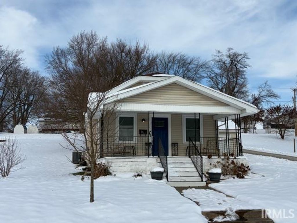 Photo of 152 W Boulevard, Peru, IN 46970 (MLS # 202544837)