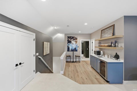 Tiny photo for 6119 Arvada Way, Fort Wayne, IN 46845 (MLS # 202637921)
