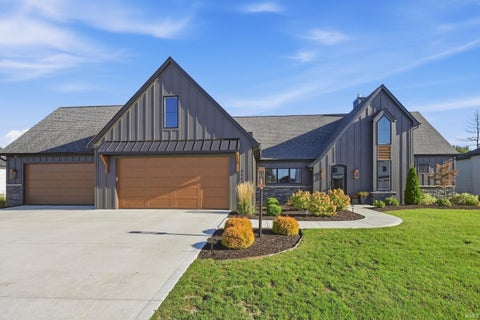 Tiny photo for 6119 Arvada Way, Fort Wayne, IN 46845 (MLS # 202637921)