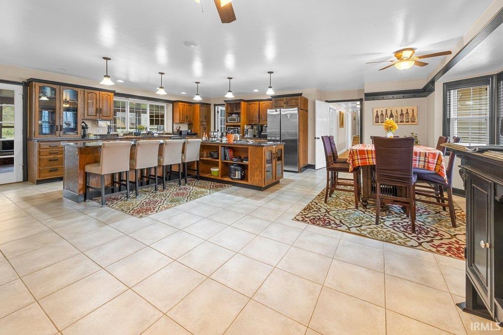 Photo of 303 S Washington Street, Huntingburg, IN 47542 (MLS # 202609553)