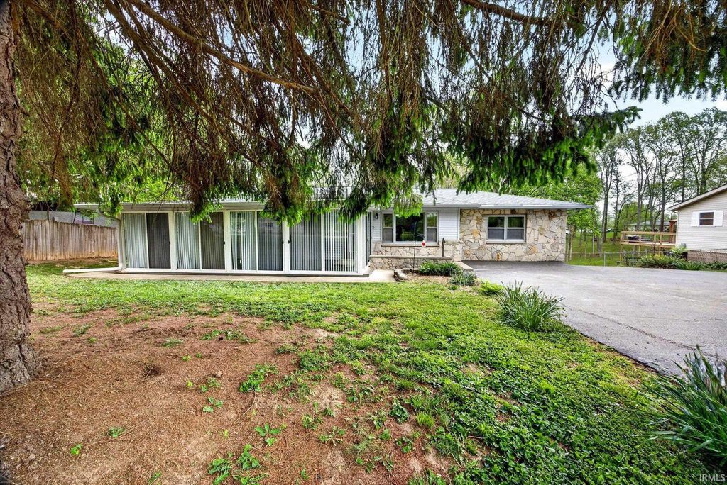 Photo of 4587 S Patricia Lane, Bloomington, IN 47403 (MLS # 202614974)