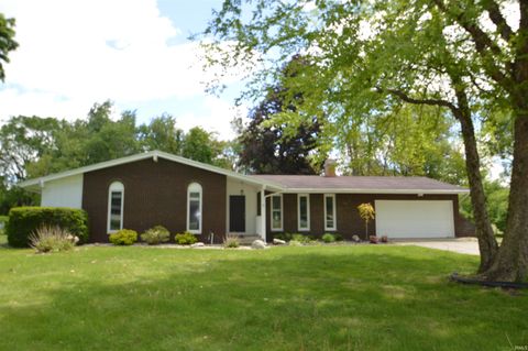53120 Fox Court, South Bend, IN 46637 - #: 202515162