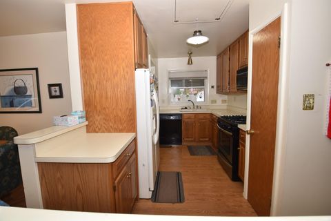 Tiny photo for 1117 Whitehall Drive, South Bend, IN 46615 (MLS # 202545481)