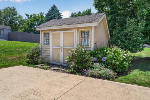 Tiny photo for 7 Parkwood Drive, Logansport, IN 46947 (MLS # 202626309)