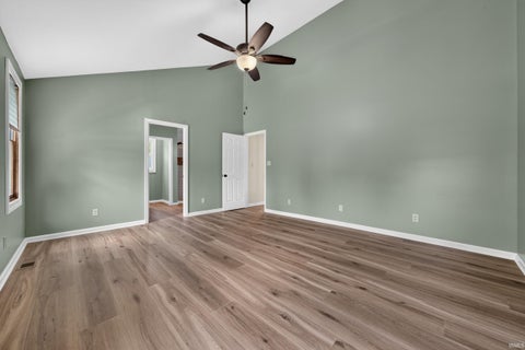 Tiny photo for 7 Parkwood Drive, Logansport, IN 46947 (MLS # 202626309)