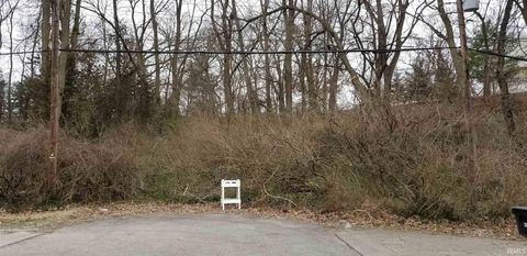 Tiny photo for Lot 88 & vac Hartman Drive, South Bend, IN 46617 (MLS # 202614838)